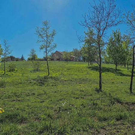 Nyaraló New Wooden House In A Quiet Location, Just A Few Minutes From The River Lot *