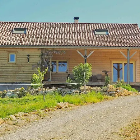 Nyaraló New Wooden House In A Quiet Location, Just A Few Minutes From The River Lot *